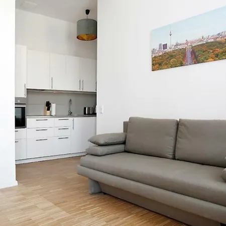 Sc 03 By Rockchair L Superhost Status L 2 Bedrooms Boxspringbeds Balcony Elevator - Cozy Family & Business Flair Welcomes You! * Berlin